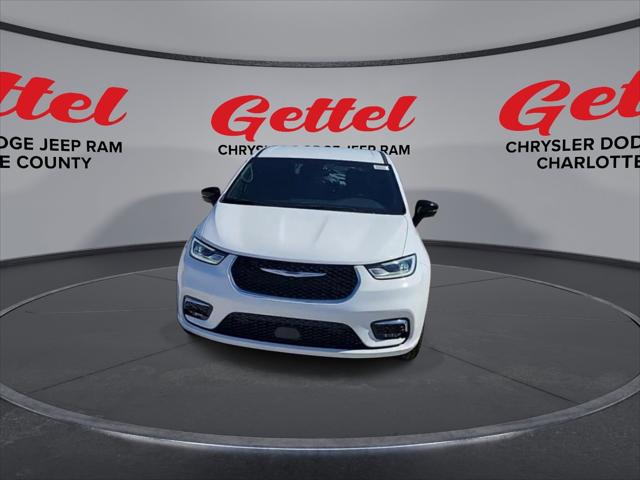 2025 Chrysler Pacifica PACIFICA SELECT AWD