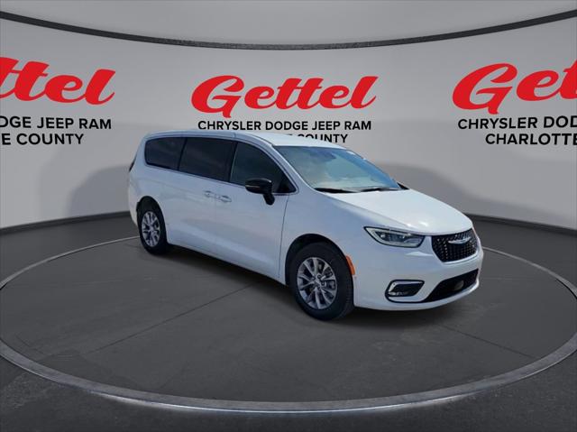 2025 Chrysler Pacifica PACIFICA SELECT AWD
