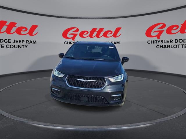 2025 Chrysler Pacifica PACIFICA SELECT AWD