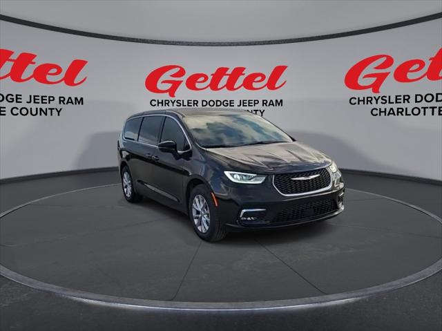 2025 Chrysler Pacifica PACIFICA SELECT AWD