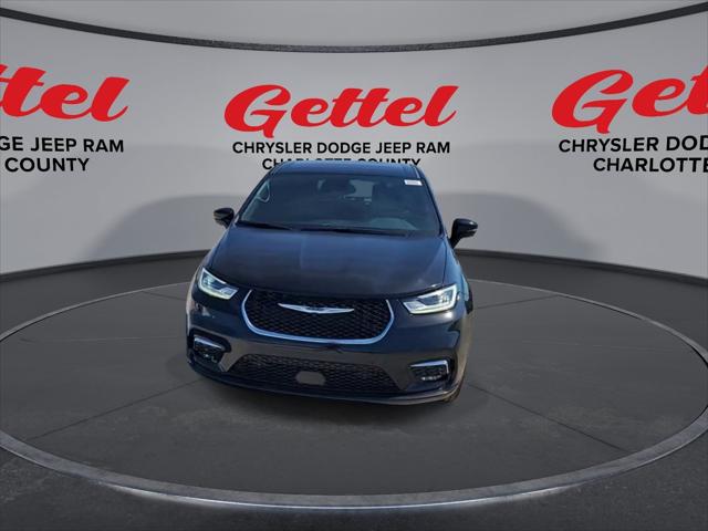 2025 Chrysler Pacifica PACIFICA SELECT AWD