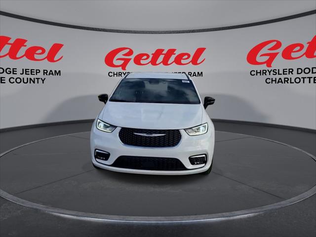 2025 Chrysler Pacifica PACIFICA SELECT AWD