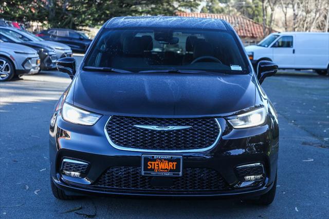 2025 Chrysler Pacifica PACIFICA SELECT AWD