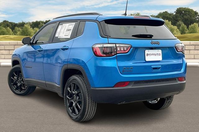 2025 Jeep Compass COMPASS LATITUDE 4X4