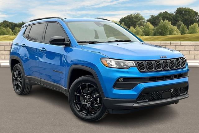 2025 Jeep Compass COMPASS LATITUDE 4X4