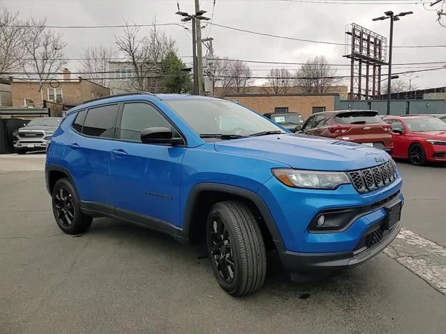 2025 Jeep Compass COMPASS LATITUDE 4X4