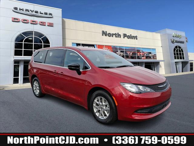 2025 Chrysler Voyager VOYAGER