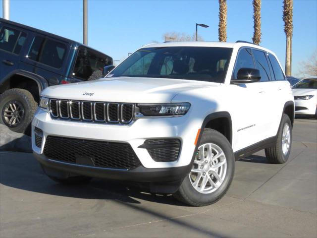 2025 Jeep Grand Cherokee GRAND CHEROKEE LAREDO X 4X4