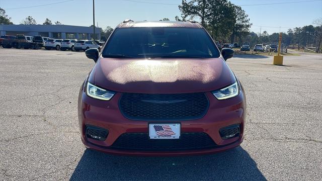 2025 Chrysler Pacifica PACIFICA LIMITED