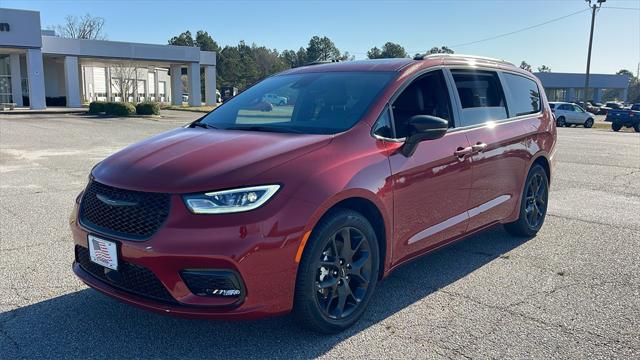 2025 Chrysler Pacifica PACIFICA LIMITED