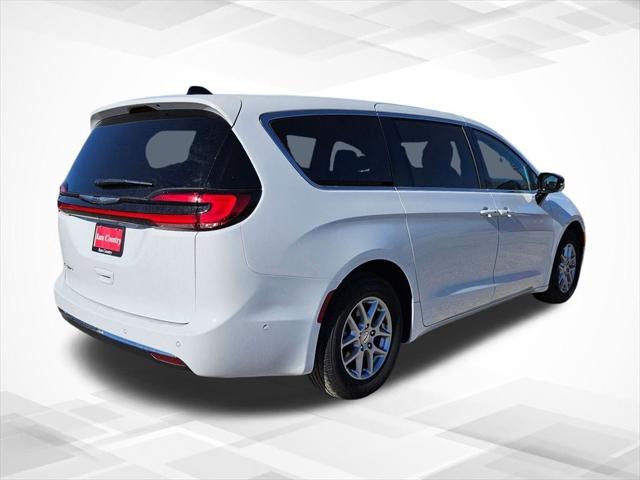 2025 Chrysler Pacifica PACIFICA SELECT