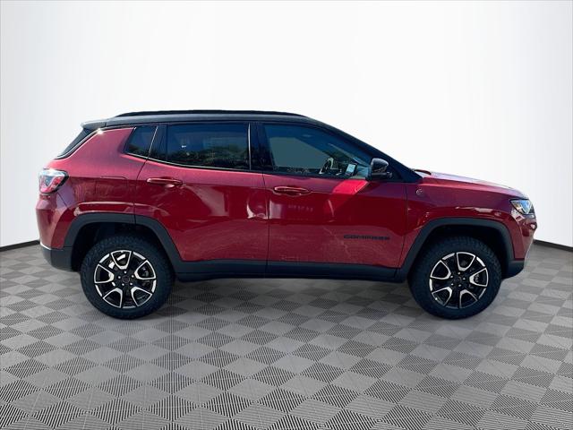 2025 Jeep Compass COMPASS TRAILHAWK 4X4