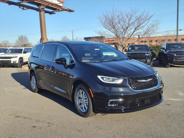 2025 Chrysler Pacifica PACIFICA SELECT