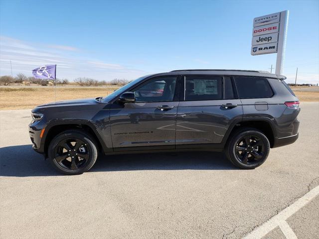 2025 Jeep Grand Cherokee GRAND CHEROKEE L ALTITUDE 4X4