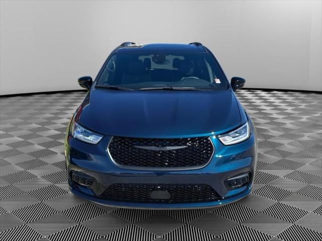 2025 Chrysler Pacifica PACIFICA LIMITED