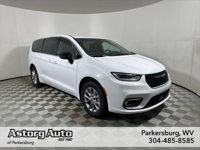 2025 Chrysler Pacifica PACIFICA SELECT AWD