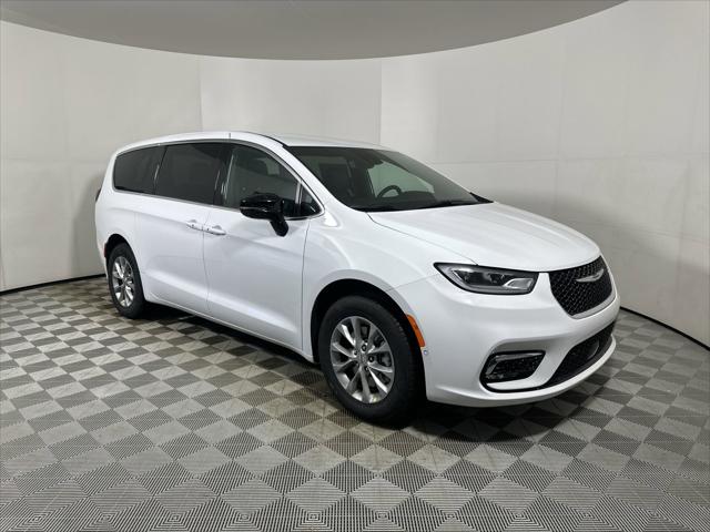 2025 Chrysler Pacifica PACIFICA SELECT AWD