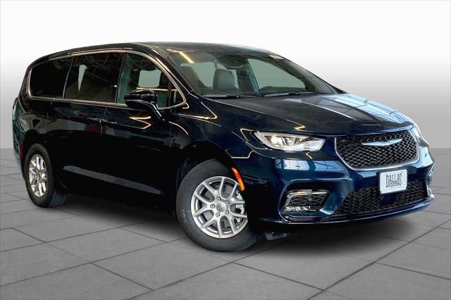 2025 Chrysler Pacifica PACIFICA SELECT