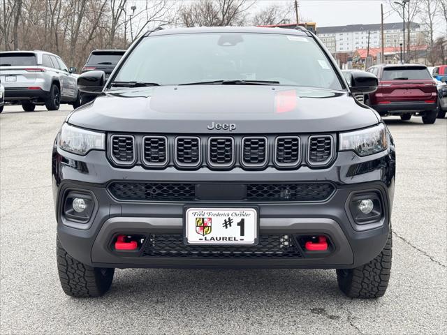 2025 Jeep Compass COMPASS TRAILHAWK 4X4