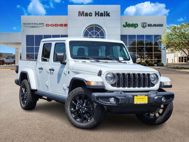 2025 Jeep Gladiator GLADIATOR NIGHTHAWK 4X4