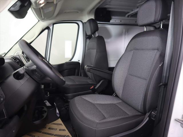 2025 Ram ProMaster Cargo Van Tradesman Low Roof 136" WB w/Pass Seat