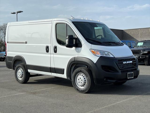 2025 RAM Ram ProMaster RAM PROMASTER 1500 TRADESMAN CARGO VAN LOW ROOF 118 WB