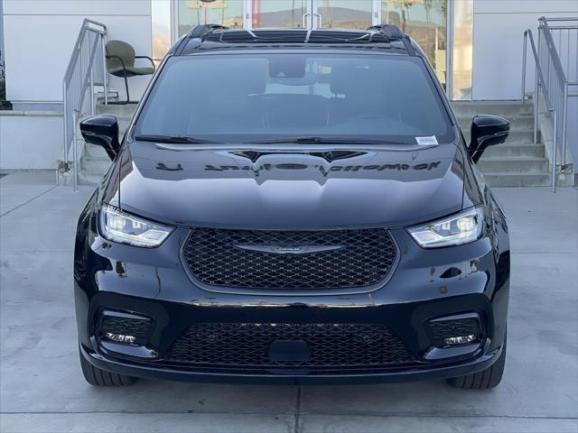 2025 Chrysler Pacifica PACIFICA LIMITED