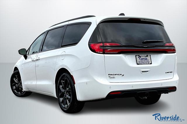 2025 Chrysler Pacifica PACIFICA LIMITED