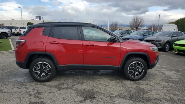 2025 Jeep Compass COMPASS TRAILHAWK 4X4