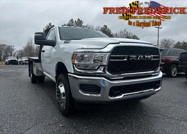 2024 RAM Ram 3500 Chassis Cab RAM 3500 TRADESMAN CHASSIS REGULAR CAB 4X4 60 CA