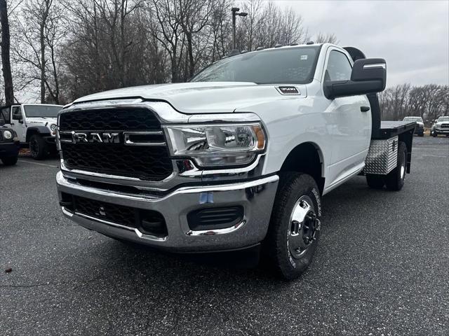 2024 RAM Ram 3500 Chassis Cab RAM 3500 TRADESMAN CHASSIS REGULAR CAB 4X4 60 CA