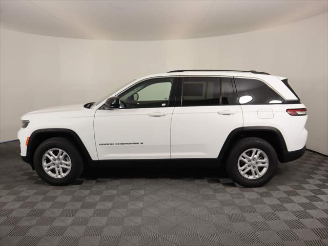 2023 Jeep Grand Cherokee Laredo 4x4