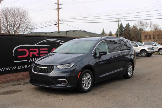 2021 Chrysler Pacifica Touring L for sale in Shelby Township, MI