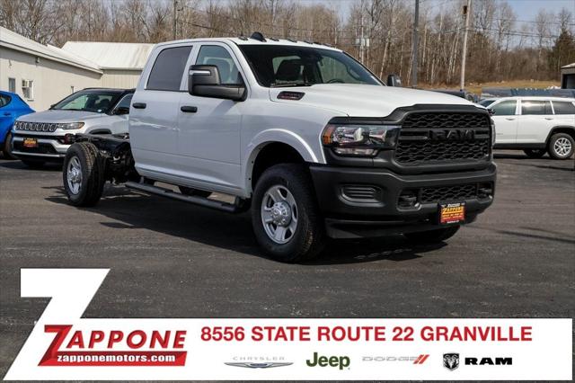 2024 RAM Ram 3500 Chassis Cab RAM 3500 TRADESMAN CREW CAB CHASSIS 4X4 60 CA 2024 RAM Ram 3500 Chassis Cab RAM 3500 TRADESMAN CREW CAB CHASSIS 4X4 60 CA
