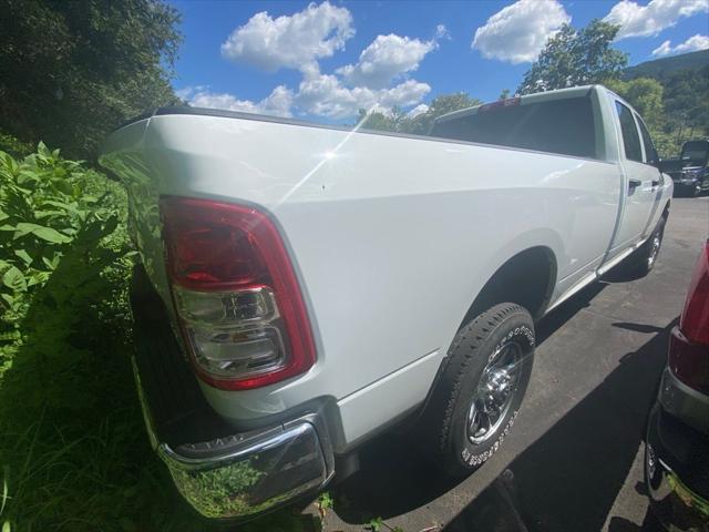 2023 RAM 2500 Tradesman Crew Cab 4x4 8 Box