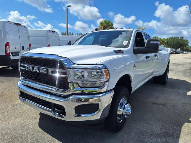 2024 RAM Ram 3500 RAM 3500 TRADESMAN CREW CAB 4X4 8 BOX