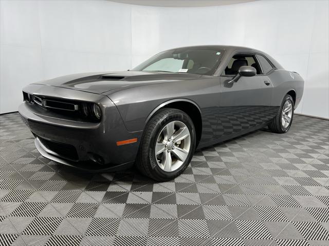 2022 Dodge Challenger SXT