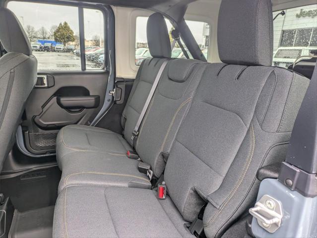2025 Jeep Wrangler 4-Door Summit 4x4