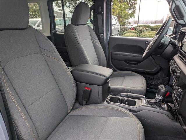 2025 Jeep Wrangler 4-Door Summit 4x4