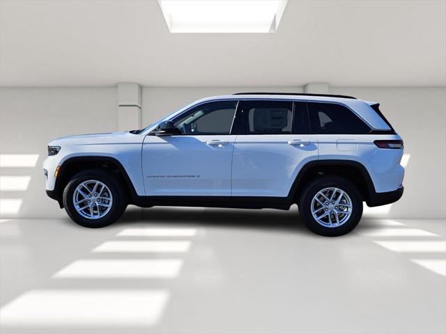 2025 Jeep Grand Cherokee GRAND CHEROKEE LAREDO X 4X2