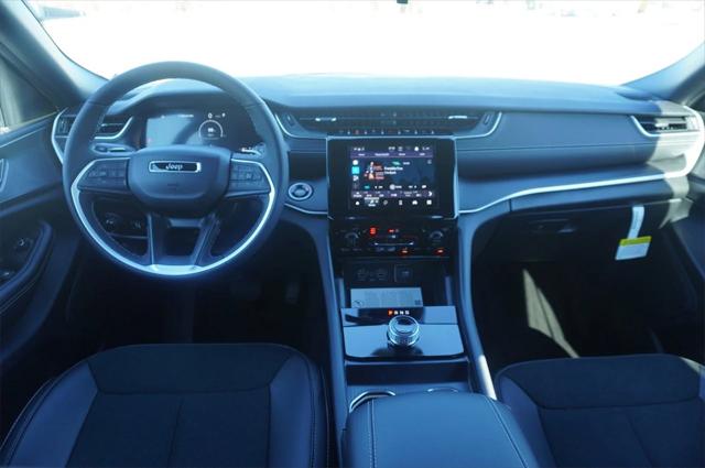 2025 Jeep Grand Cherokee GRAND CHEROKEE L ALTITUDE X 4X2