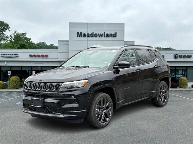 2025 Jeep Compass COMPASS LIMITED 4X4