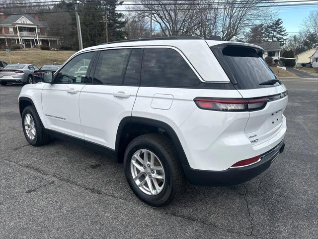 2025 Jeep Grand Cherokee GRAND CHEROKEE LAREDO X 4X4