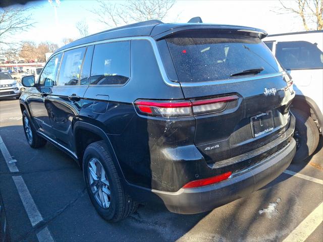 2025 Jeep Grand Cherokee GRAND CHEROKEE L LAREDO X 4X4