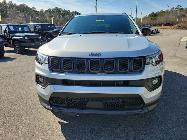 2025 Jeep Compass COMPASS LATITUDE 4X4