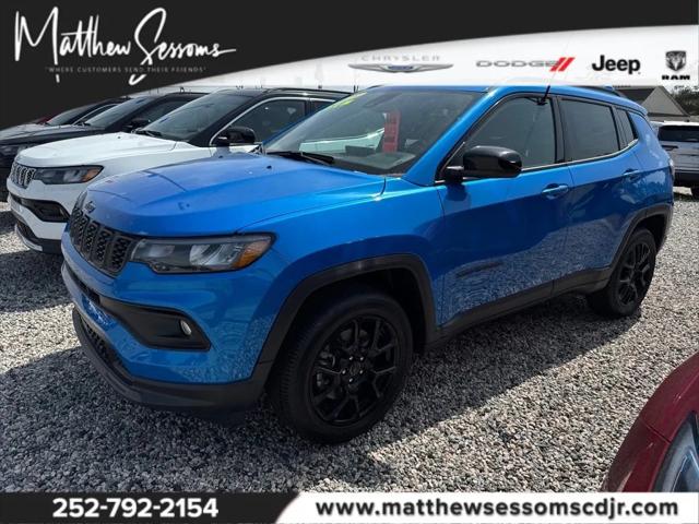 2025 Jeep Compass COMPASS LATITUDE 4X4
