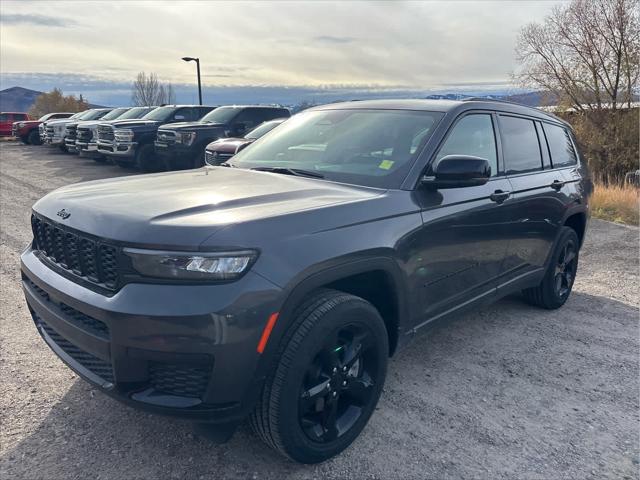 2025 Jeep Grand Cherokee GRAND CHEROKEE L ALTITUDE 4X4
