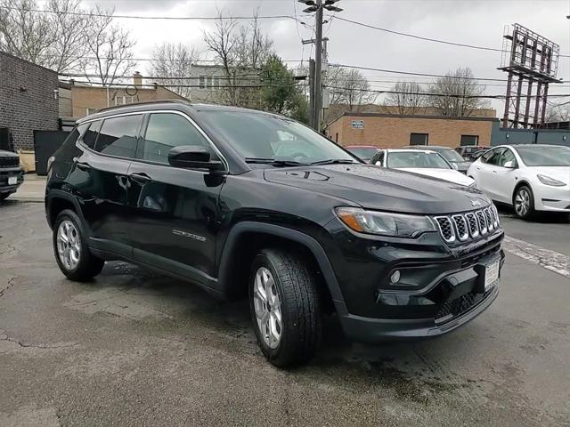 2025 Jeep Compass COMPASS LATITUDE 4X4