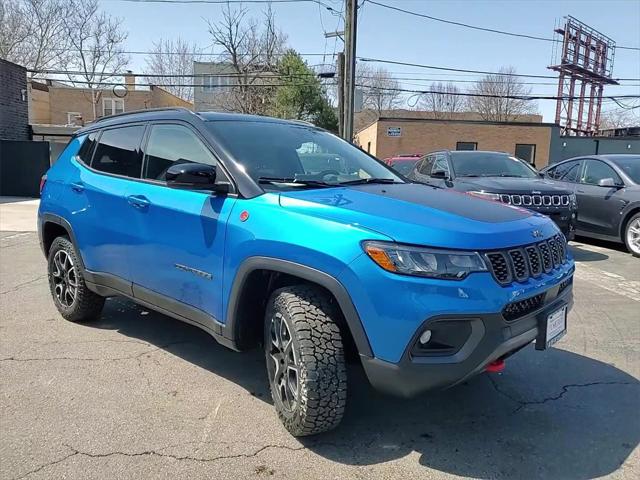 2025 Jeep Compass COMPASS TRAILHAWK 4X4