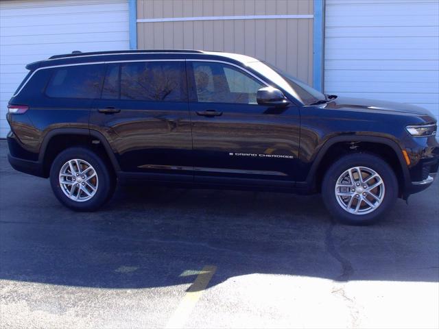 2025 Jeep Grand Cherokee GRAND CHEROKEE L LAREDO X 4X4